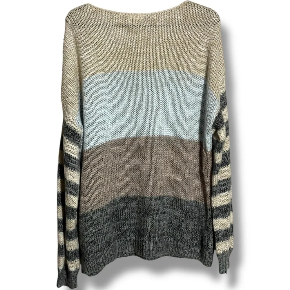 Maurices Elegant Colorblock Blue/Gray/Tan Lightweight Loose Fit Women's Sweater